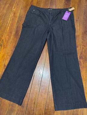 New Avenue Dark Blue Rinse Wide-Leg Jeans